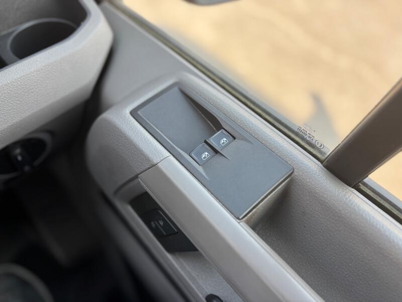 VOLKSWAGEN CRAFTER