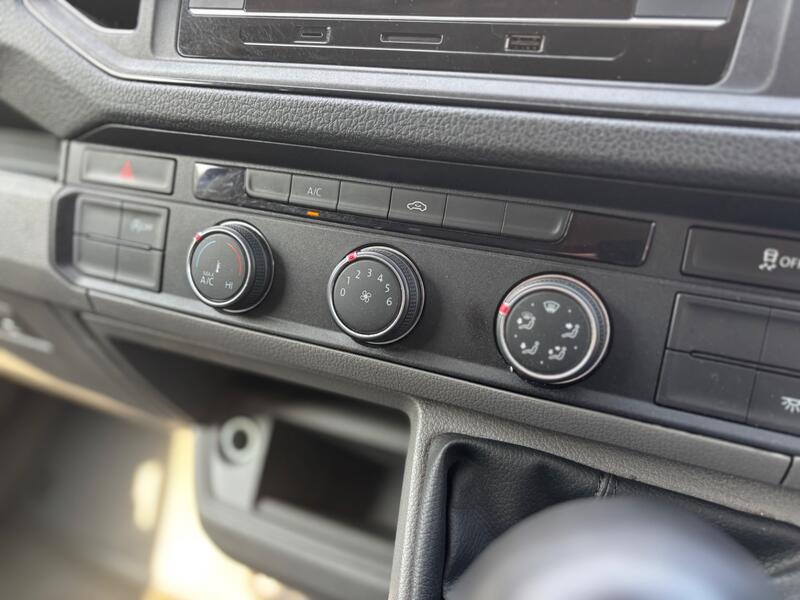 VOLKSWAGEN CRAFTER