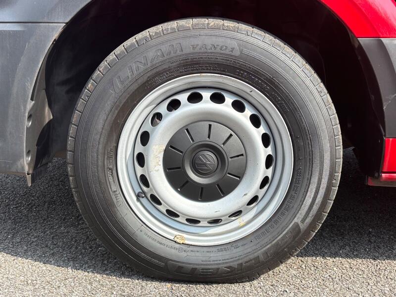 VOLKSWAGEN CRAFTER