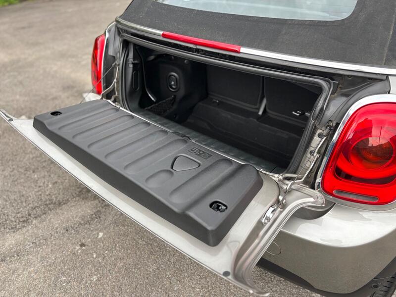 MINI CONVERTIBLE