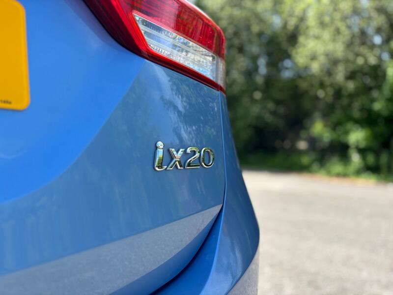 HYUNDAI IX20