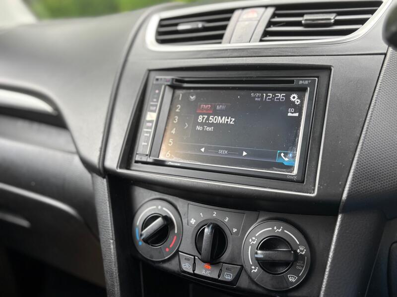SUZUKI SWIFT