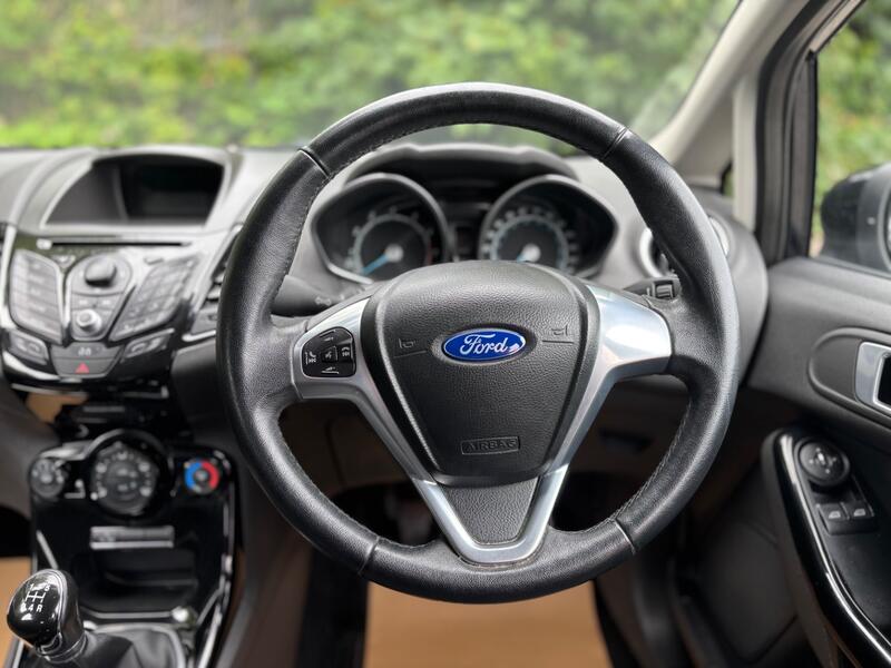 FORD FIESTA