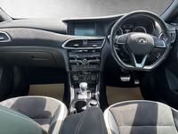 INFINITI Q30