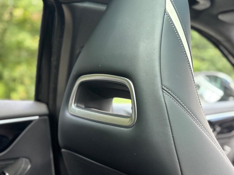 INFINITI Q30
